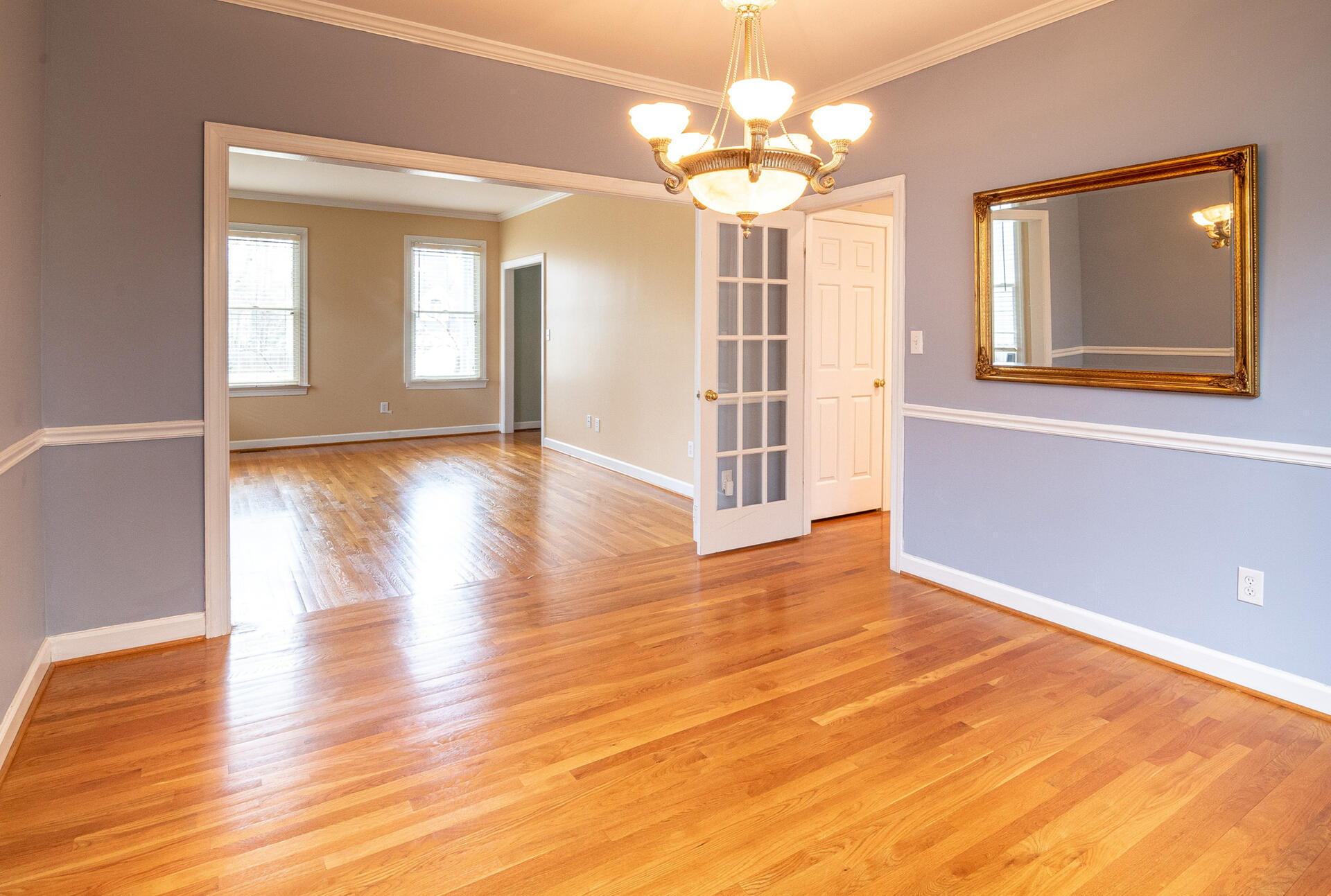 vinyl flooring installation in Edmonton